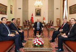 TBMM Başkanı Kurtulmuş, Yeni Yol Partisi Grup Başkanı Kaya'yı kabul etti