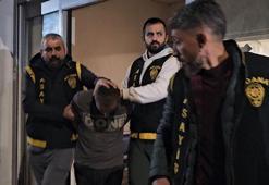 Girdiği alışveriş merkezinde 3 gündür havalandırma boşluğunda saklanan hırsızlık şüphelisi, yakalandı