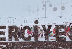 Erciyes'te kar kalınlığı 80 santime ulaştı