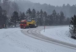 Domaniç'te kar yağışı