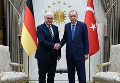 Cumhurbaşkanı Erdoğan, Alman mevkidaşı Steinmeier ile bir araya geldi