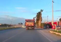 Karşı şeride geçip, kamyonla çarpışan otomobilin sürücüsü öldü; kaza kamerada