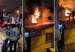Beyoğlu’nda gecekondu yangını; mahalleli alevlere damacana ile müdahale etti