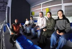 Avcılar'da hayali topla voleybol oynayan çocuklar maça götürüldü