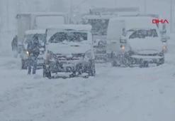 Arnavutköy, Beylikdüzü, Avcılar ve Hadımköy'de araçlar yollarda kaldı