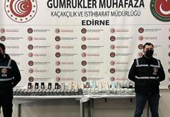 Kapıkule’de, TIR'da 850 cep telefonu ele geçirildi