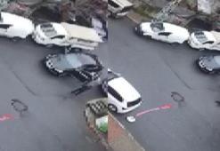 Eyüpsultan'da yaşlı adama sokak ortasında yumruk attı; o anlar kamerada