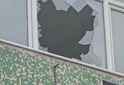 Fatih’te uyuşturucu etkisindeyken dövdükleri arkadaşlarını camdan attılar