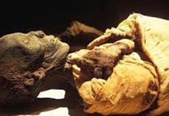 Mısır’da 3 bin 500 yıllık firavun mezarı ortaya çıkarıldı