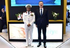 Savunma Sanayii Başkanı Görgün IDEX 2025'te temaslarını sürdürüyor