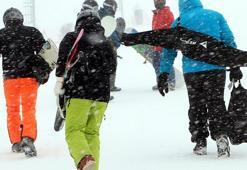 Palandöken'de kayağa 'tipi' engeli