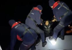 İzmir'de 26 düzensiz göçmen kurtarıldı, 6 göçmenin cansız bedenine ulaşıldı