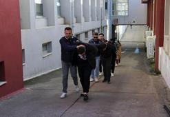 Kendini infaz koruma memuru olarak tanıtıp, 690 bin TL dolandırdı