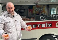 3 yıldır çekişmeli süren boşanma davası sonuçlanınca lokma dağıttı