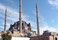 Restorasyondaki Selimiye Camisi'nde 2 yıl aradan sonra, ramazan ayında mahya asılacak