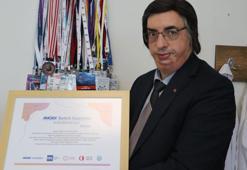 Fethi öğretmenin azmini DHA gündeme getirmişti; ABD'ye 'usta öğretmen' olarak davet edildi