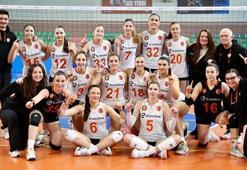 Eczacıbaşı 2’nci Lig Takımı, namağlup şampiyon olarak 1’inci Lig’e yükseldi