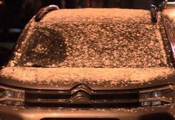 İstanbul'da araçların camları buz tuttu; ekipler yolları tuzladı