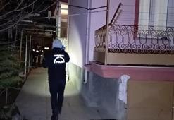 Evde ölü bulundu, misafirliğe gelen arkadaşı gözaltına alındı