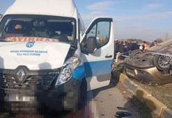 Ankara'da öğrenci servisi ile hafif ticari araç çarpıştı; 8 yaralı