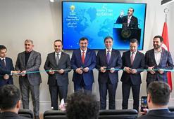 AK Parti Londra Temsilciliği açıldı