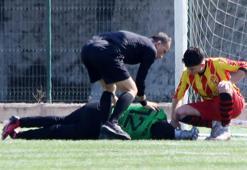 Sakatlanan kaleciye ilk müdahale sağlıkçı hakemden