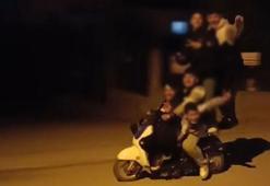Elektrikli bisiklete 5 kişi bindi; o anlar kamerada