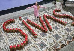 Organik turşular kuran Burcu, ürünleri beğenilince ticaretine başladı