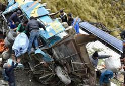Bolivya'da otobüs kazası: 25 ölü, 26 yaralı