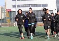 Grubunda lider olan Vangücü Kadın Futbol Takımı, destek bekliyor