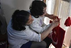 Kızı Feride Sıla'nın tedavisine destek olmak için dokumacılığı öğrendi