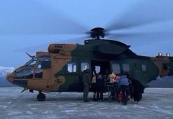 Askeri helikopter, rahatsızlanan bebek için havalandı