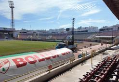 Kapatılan Bolu Atatürk Stadyumu'ndan karot örnekleri alınıyor