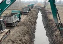 210 kilometre uzunluğundaki sulama kanalları, 100'den fazla iş makinesiyle temizlendi