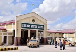 Pakistan'da tren saldırısına yönelik operasyon sona erdi