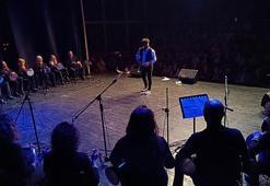 21 doktorun kurduğu ‘A-Ritmik’ grubu, Tıp Bayramı için sahne aldı