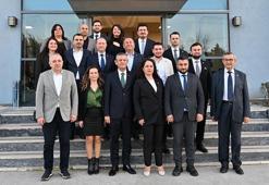 Özgür Özel, Manisa Barosu'nu ziyaret etti