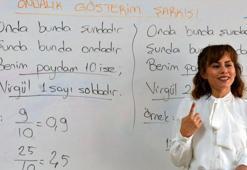 Gülsevim öğretmen, matematik dersini oyun ve şarkılarla öğretiyor