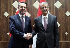 Bakan Bayraktar, Irak'ın başkenti Bağdat'ta çeşitli temaslarda bulundu