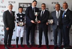 İzmir'de Ege Derbisi'nin kazananı Dapper Man oldu