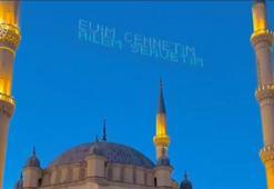 Ramazanın ikinci yarısında mahyalar, 'Aile' için yanıyor