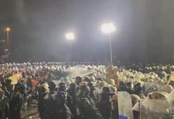 Saraçhane'de izinsiz gösteriye polis müdahalesi