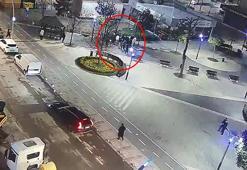 Sultangazi'de sopalı yumruklu kavga kamerada