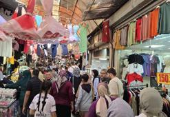 Tarihi Uzun Çarşı'da Ramazan Bayramı yoğunluğu