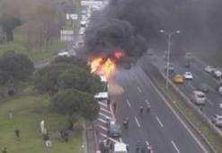 Bayrampaşa'da otobüs yangını