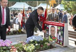 Mersin Şehitliği'nde hüzünlü bayram ziyareti