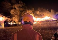 Northamptonshire'da yangın: 3 ölü