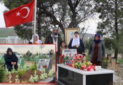 Diyarbakır’da Narin ve Rojin’in mezarlarına ziyaretçi akını