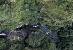 Filipinler'de minibüs uçuruma yuvarlandı: 5 ölü, 9 yaralı