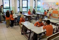 İstanbul'da 9 günlük tatilin ardından öğrenciler ders başı yaptı